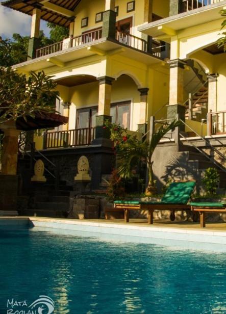 Beten Waru Bungalow And Restaurant Amed Exterior foto